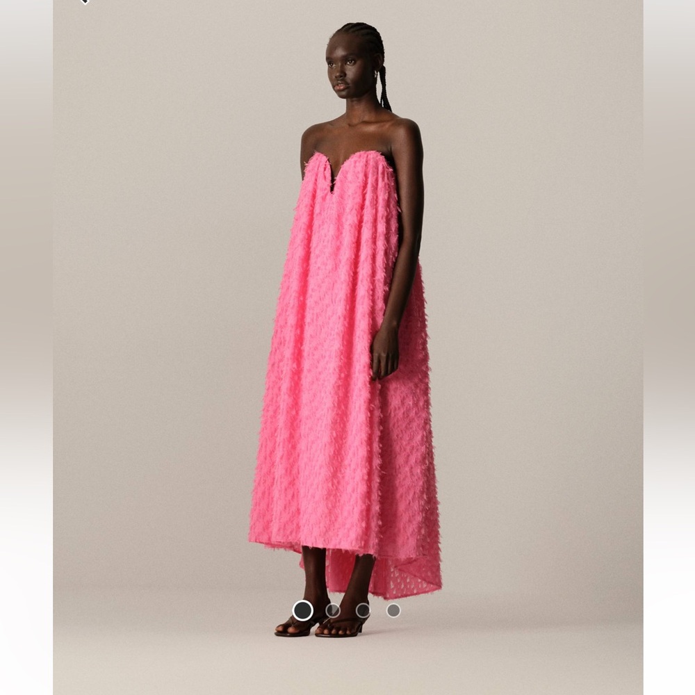 Elegant Strapless Pink Dress